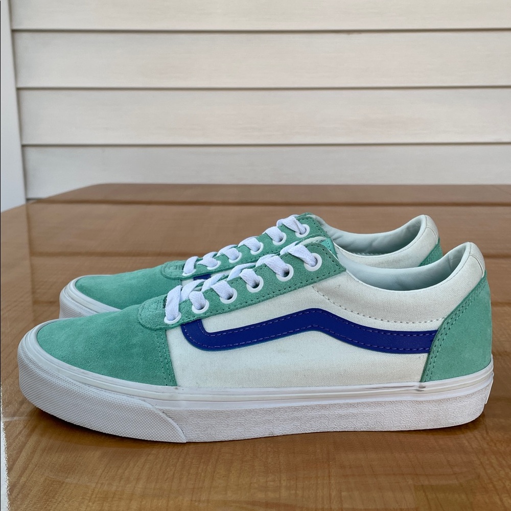 Vans Women’s Skateboard Sneakers Size 8 Green and Blue - Picture 2 of 13